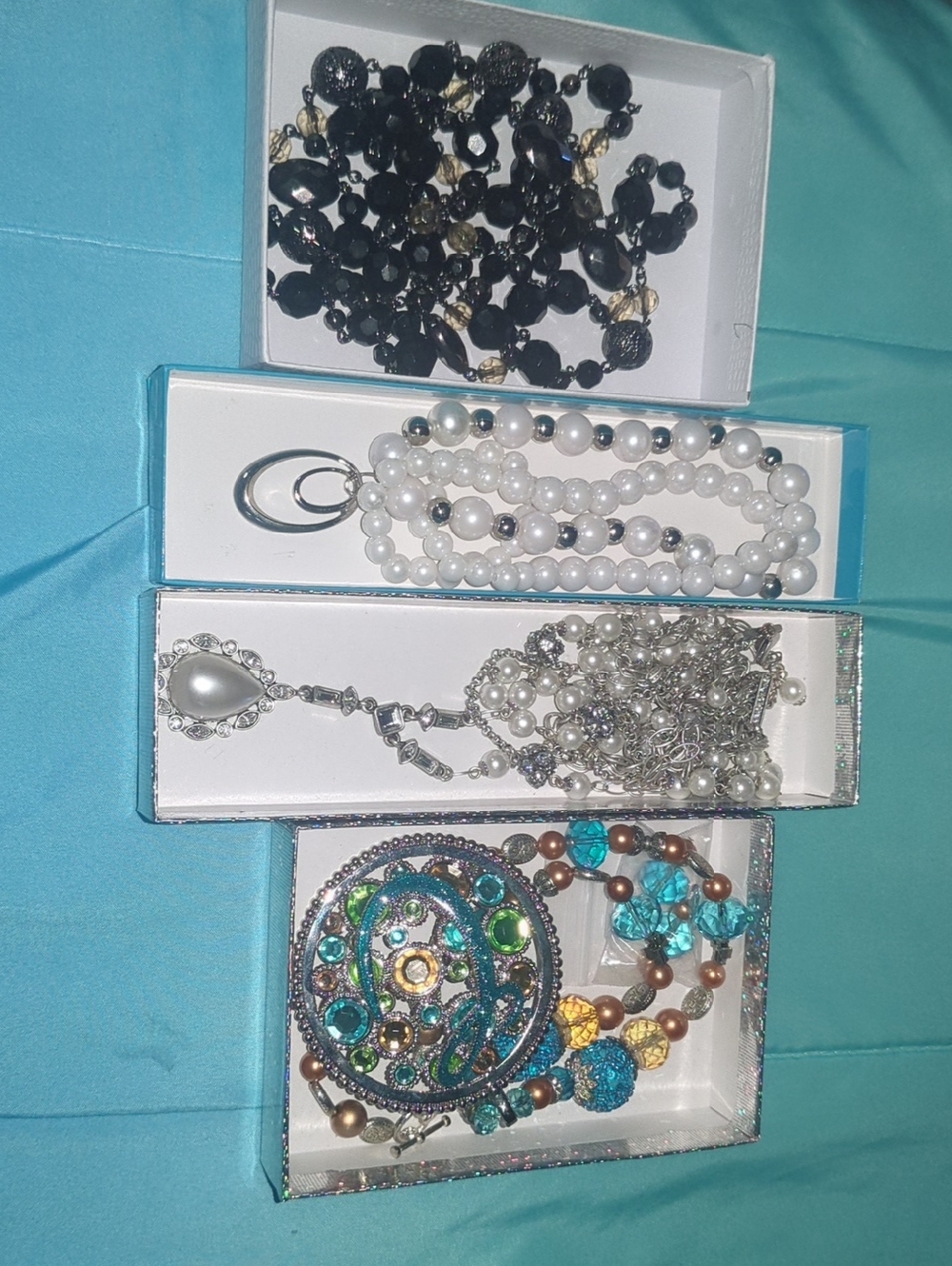 Assorted Women’s Pearl and Beaded Necklace Set - White, Black, Turquoise